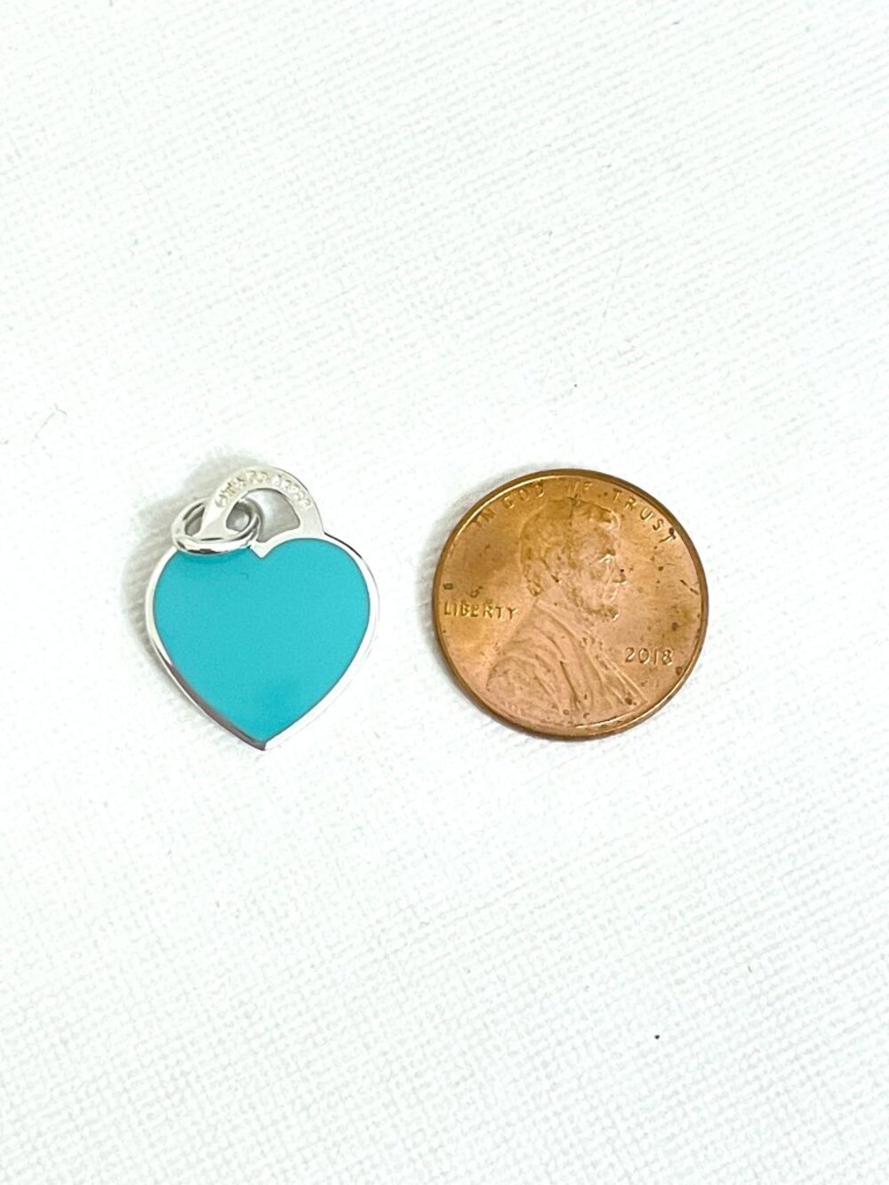 New Tiffany & Co. Blue Enamel RTT Heart Charm Pendant Silver Small with Pouch - Picture 10 of 11